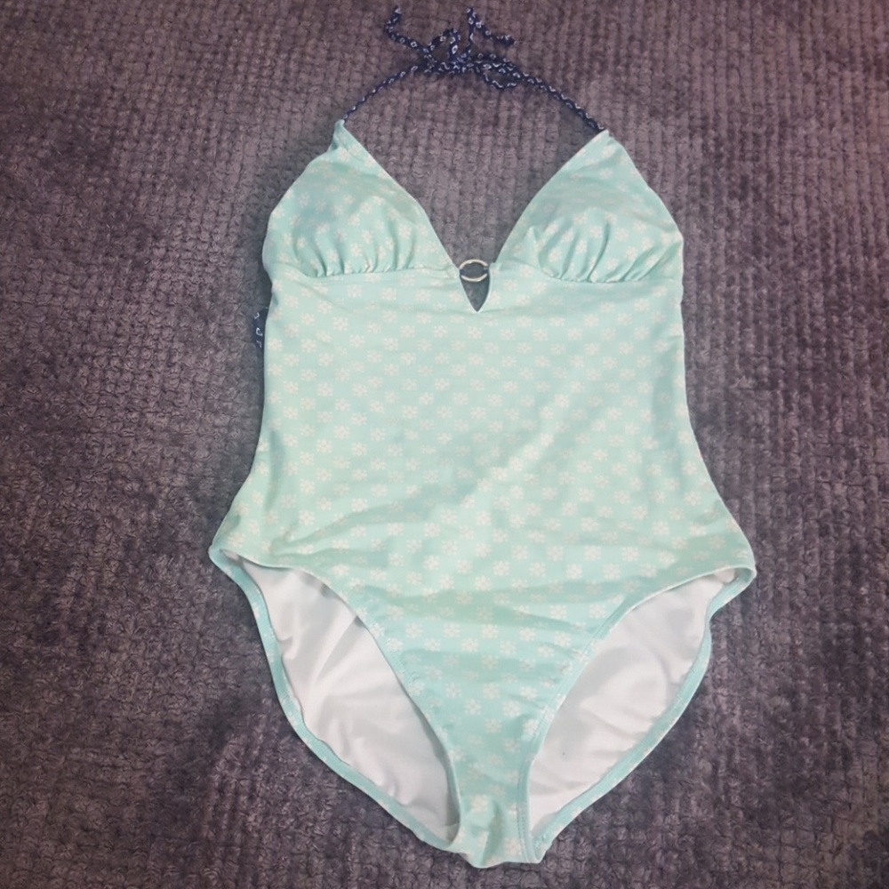 Old Navy One Piece Swimsuit